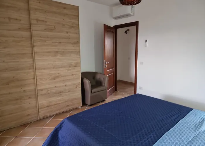Girgolu Nyaraló Puntaldia