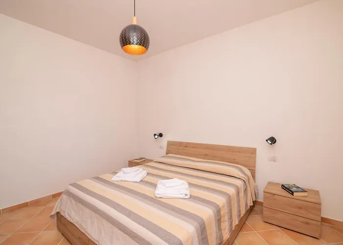 Girgolu بونتالديا