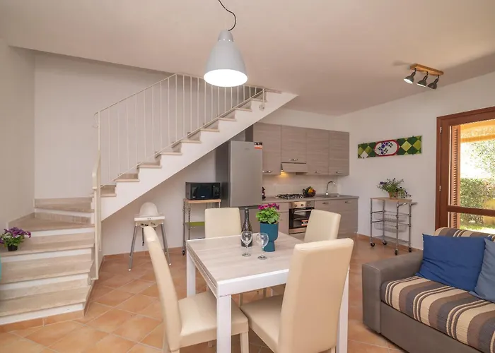 بيت للعطل Girgolu